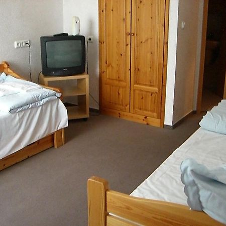 ホテル Napfuerdo Vendeghaz Mezőkövesd エクステリア 写真